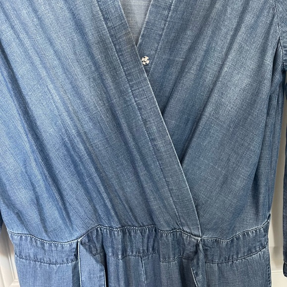 Anthropologie Cloth and stone very light/thin denim material pantsuit. - Picture 3 of 5